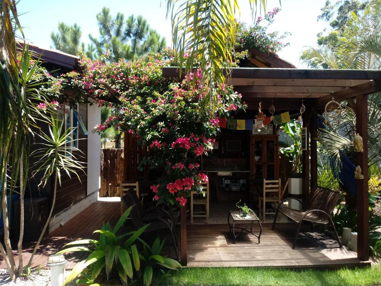 Hôtel Meio Roots Cabanas De Aluguel à Praia do Rosa Extérieur photo